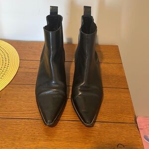 Michael Kors western style Booties, Size 7